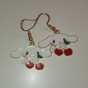 Cinnamon Roll cherry earrings